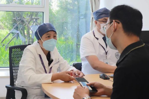 专业炒股配资证券配资网 呼吸与危重症医学科“国家队”余兵：于细微处守护呼吸